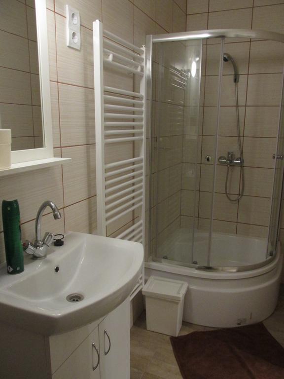 Fortuna Apartments Eger Ngoại thất bức ảnh