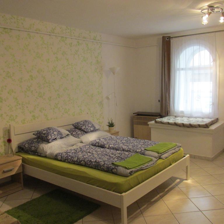 Fortuna Apartments Eger Ngoại thất bức ảnh