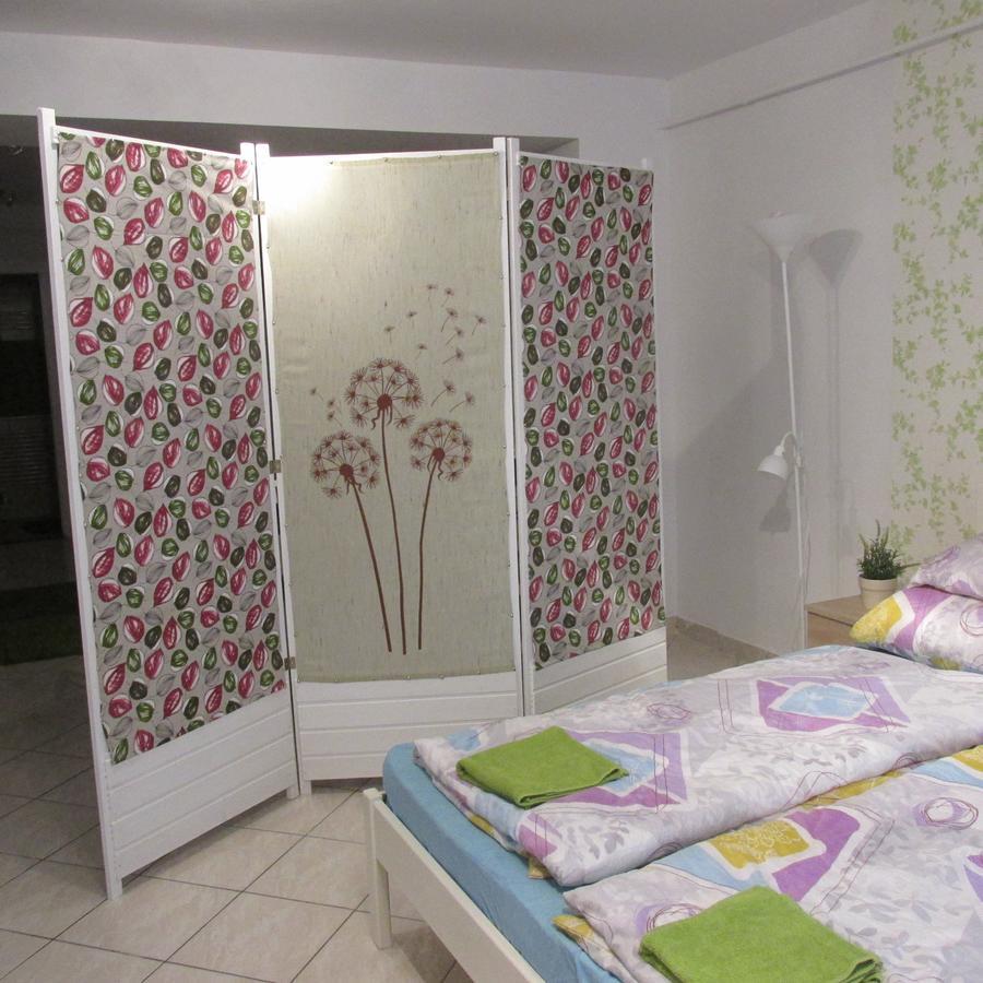 Fortuna Apartments Eger Ngoại thất bức ảnh